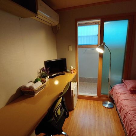 I Sleep Alone Hotell Seoul Eksteriør bilde